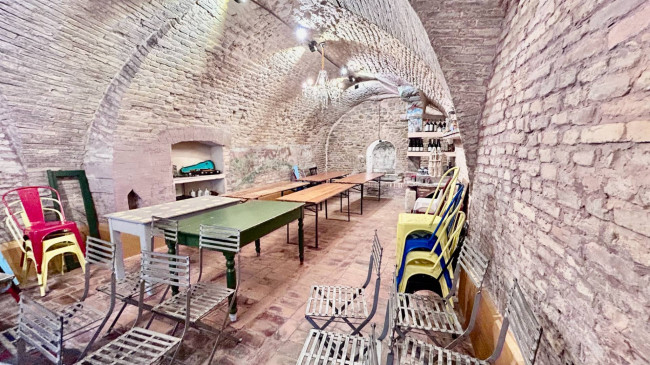 Locale Commerciale in affitto a Grottammare