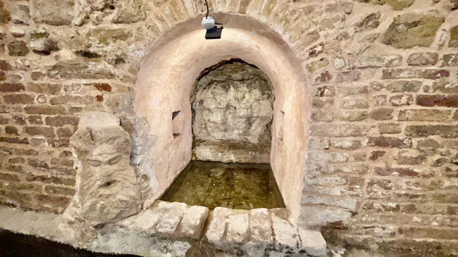 Locale Commerciale in affitto a Grottammare