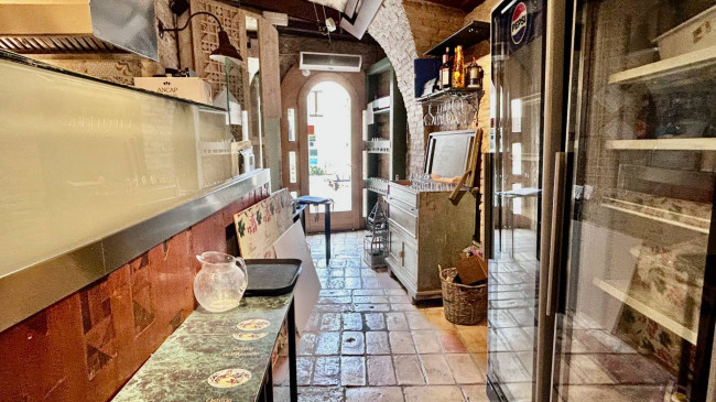 Locale Commerciale in vendita a Grottammare