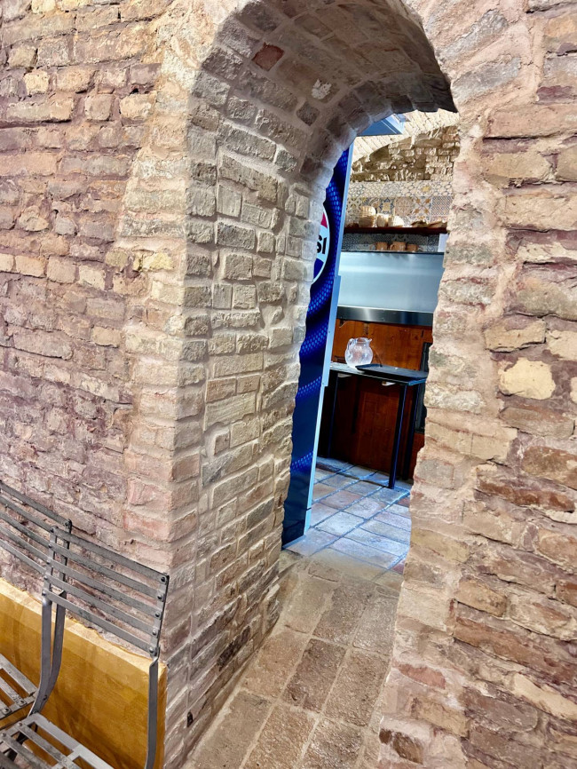 Locale Commerciale in vendita a Grottammare