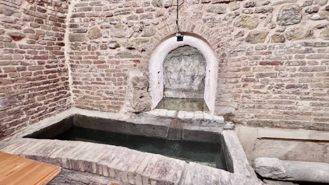 Locale Commerciale in vendita a Grottammare