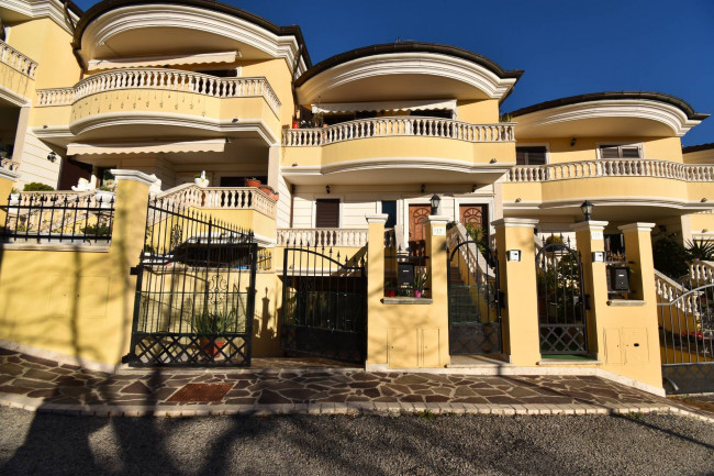 Appartamento in vendita a Nereto