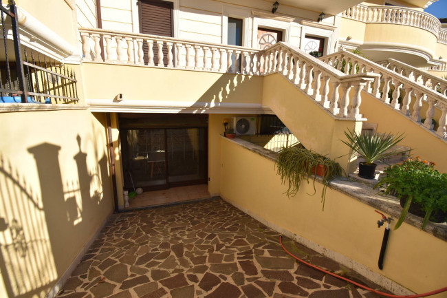 Appartamento in vendita a Nereto