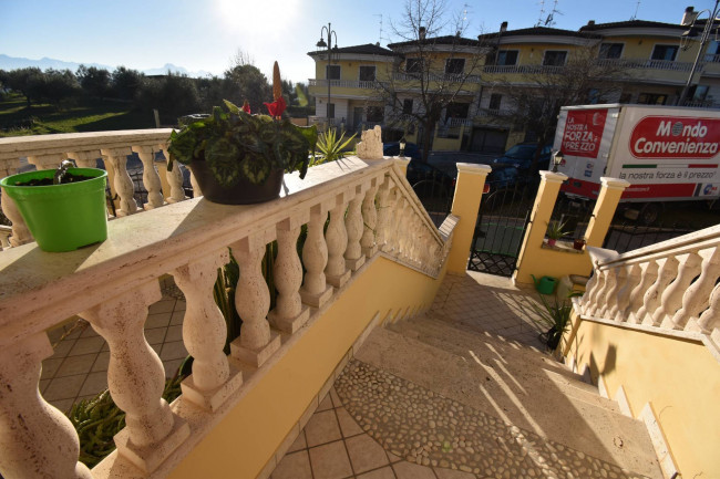 Appartamento in vendita a Nereto