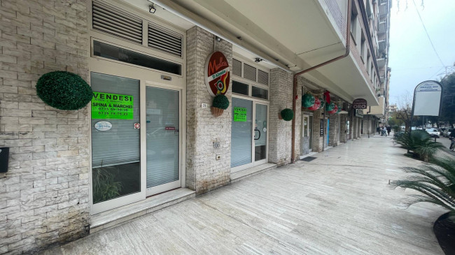 Attività commerciale in vendita a San Benedetto del Tronto