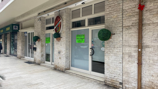 Attività commerciale in vendita a San Benedetto del Tronto