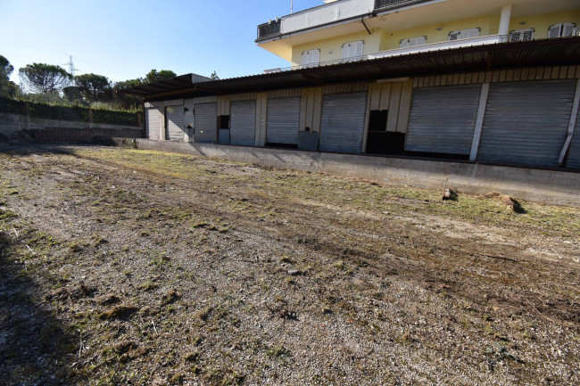 Locale Commerciale in vendita a San Benedetto del Tronto