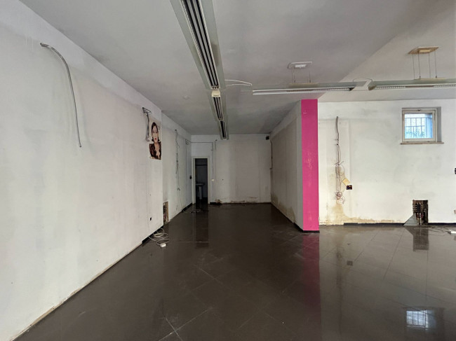 Locale Commerciale in vendita a San Benedetto del Tronto