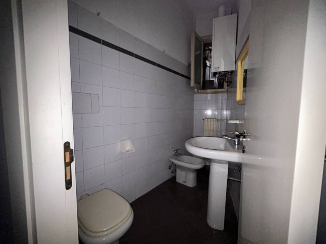 Locale Commerciale in vendita a San Benedetto del Tronto