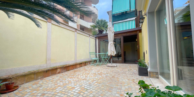 Casa cielo - terra in vendita a San Benedetto del Tronto