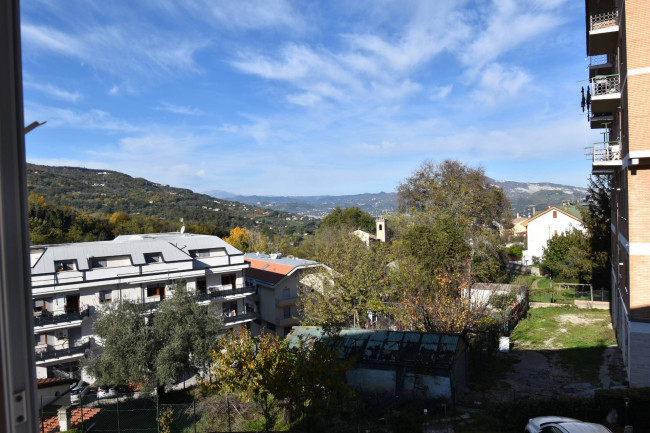 Appartamento in vendita a Folignano