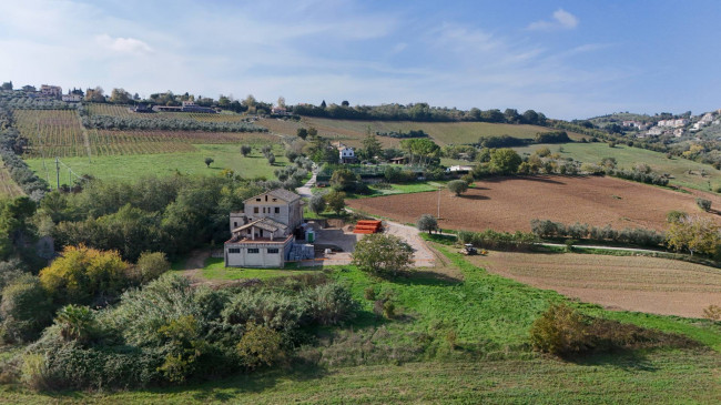 Villa singola in vendita a Acquaviva Picena