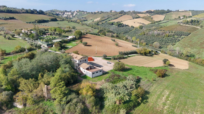 Villa singola in vendita a Acquaviva Picena