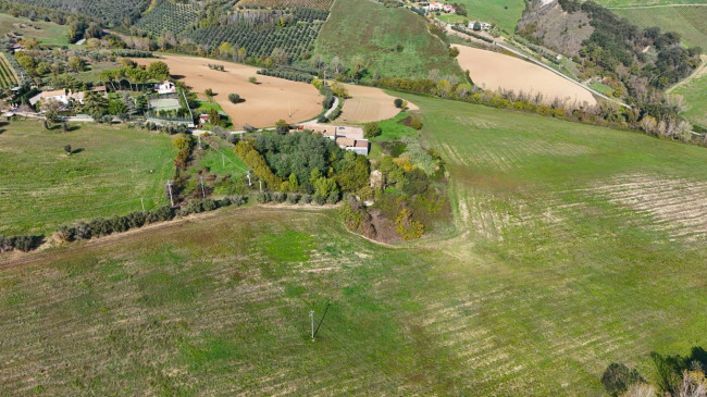 Villa singola in vendita a Acquaviva Picena