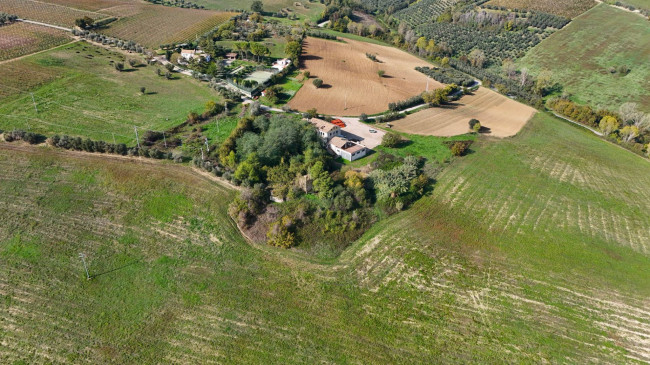 Villa singola in vendita a Acquaviva Picena