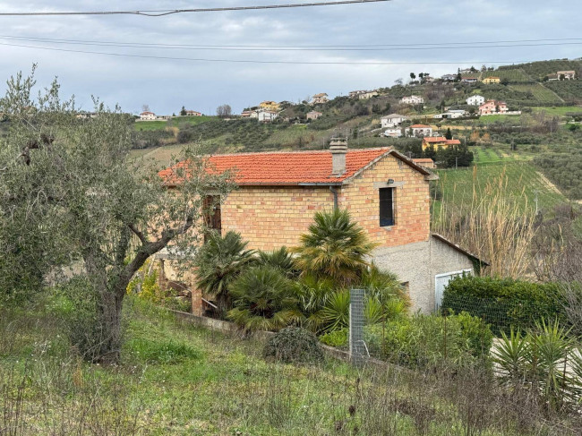 Casa cielo - terra in Vendita a Villamagna