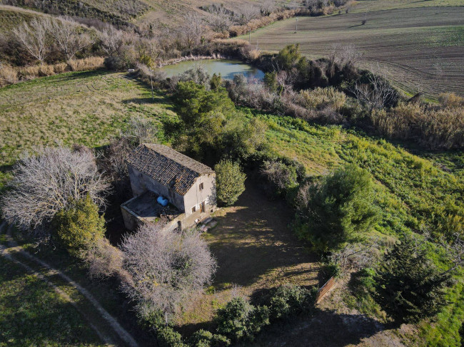 Casale Colonico in vendita a Monteprandone