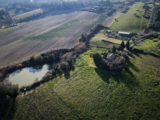 Casale Colonico in vendita a Monteprandone