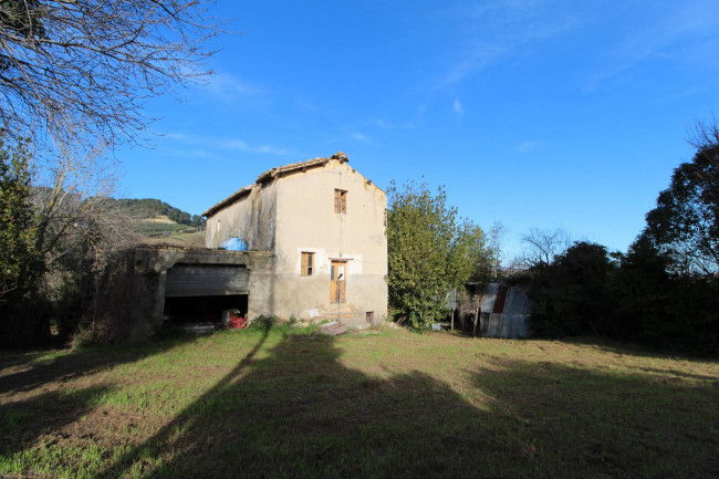 Casale Colonico in vendita a Monteprandone