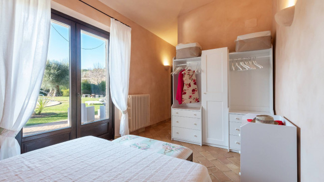 Casale Colonico in vendita a Civitanova Marche