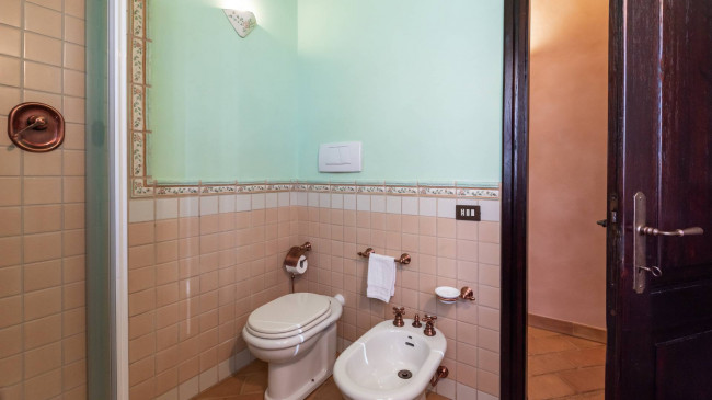 Casale Colonico in vendita a Civitanova Marche