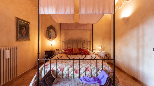 Casale Colonico in vendita a Civitanova Marche