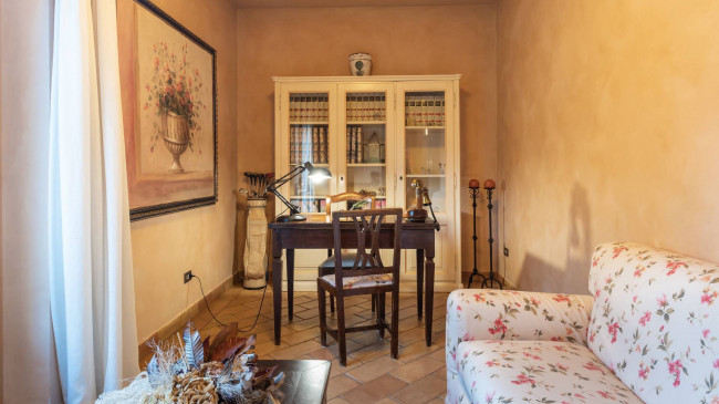 Casale Colonico in vendita a Civitanova Marche