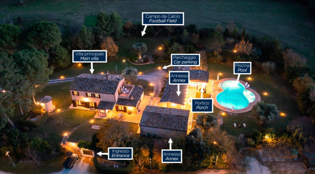 Casale Colonico in vendita a Civitanova Marche