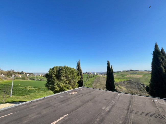 Casa cielo - terra in vendita a Offida