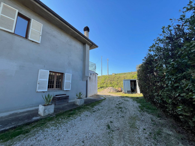 Casa cielo - terra in vendita a Offida