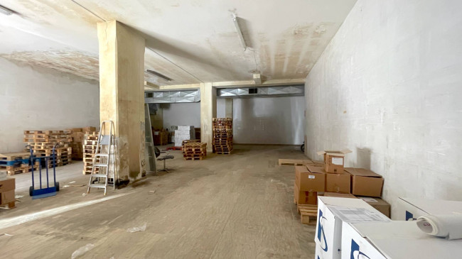 Locale Artigianale / Deposito in vendita a San Benedetto del Tronto