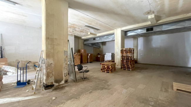 Locale Artigianale / Deposito in vendita a San Benedetto del Tronto