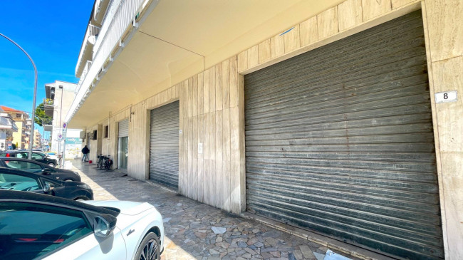 Locale Artigianale / Deposito in vendita a San Benedetto del Tronto