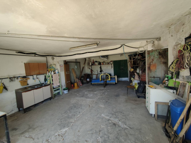 Casale Colonico Rustico in vendita a Spinetoli