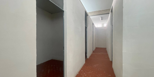 Stabile / Palazzo in vendita a Alba Adriatica