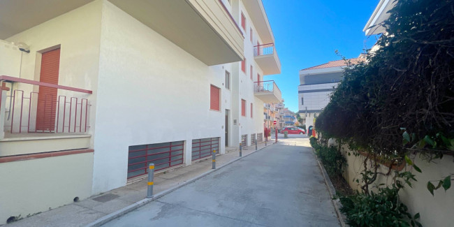 Stabile / Palazzo in vendita a Alba Adriatica