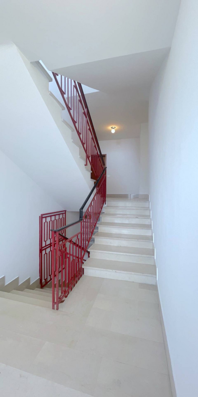 Stabile / Palazzo in vendita a Alba Adriatica
