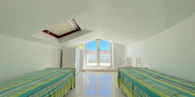 Stabile / Palazzo in vendita a Alba Adriatica