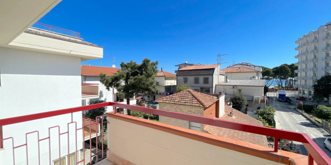Stabile / Palazzo in vendita a Alba Adriatica