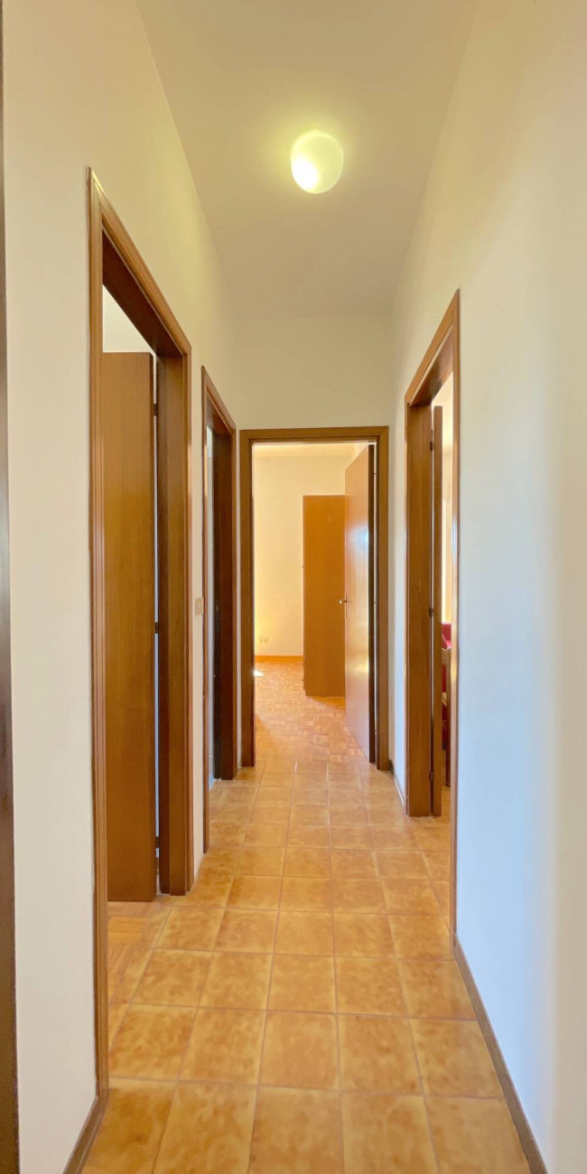 Stabile / Palazzo in vendita a Alba Adriatica