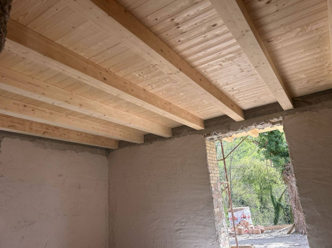 Casale Colonico Rustico in vendita a Palmiano