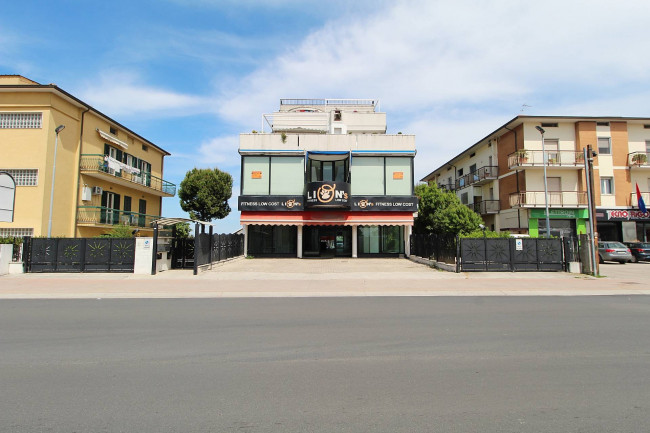Locale Commerciale in Affitto a San Benedetto del Tronto
