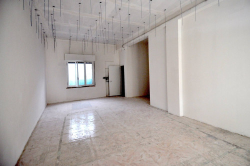 Locale Commerciale in vendita a San Benedetto del Tronto