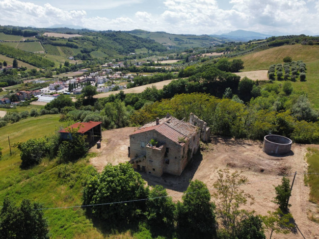 Casale Colonico Rustico in vendita a Ripatransone
