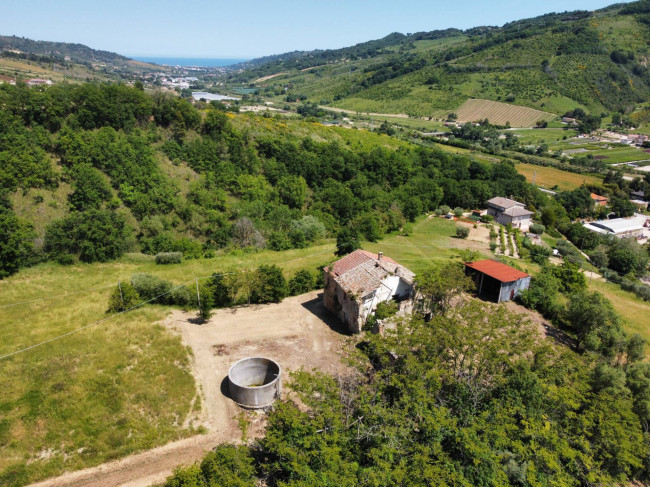 Casale Colonico Rustico in vendita a Ripatransone