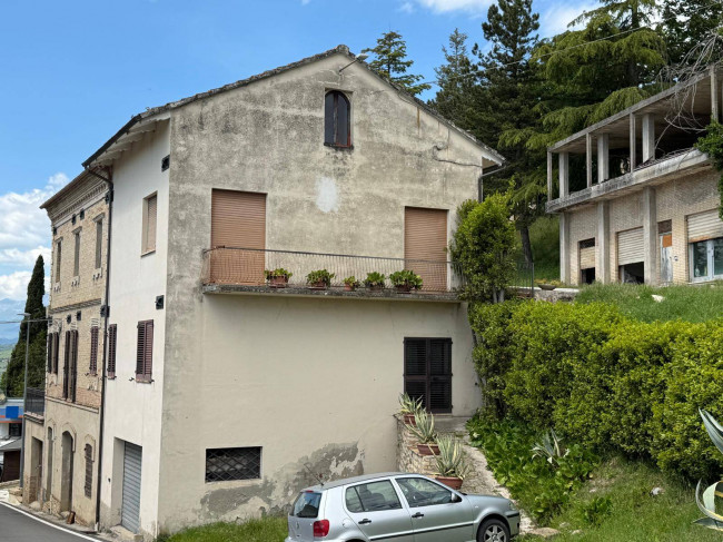 Casa cielo - terra in vendita a Montelparo