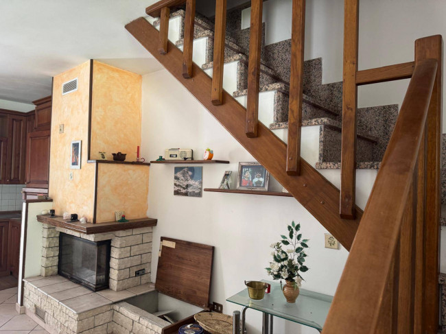 Casa cielo - terra in vendita a Comunanza