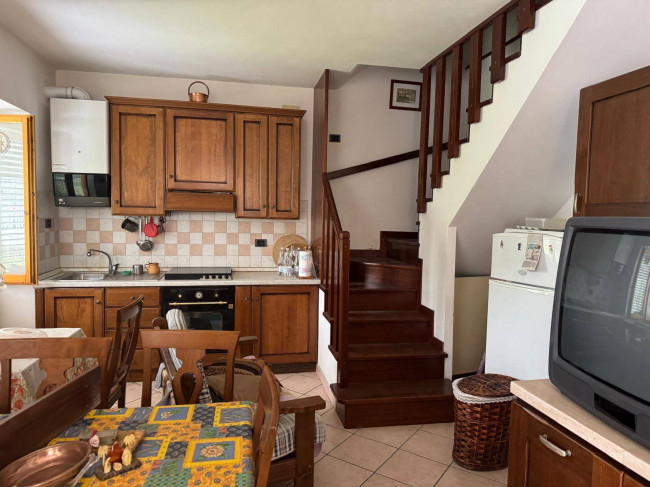 Casa cielo - terra in vendita a Comunanza