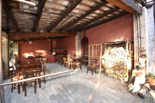 Casale Colonico Rustico in vendita a Ripatransone