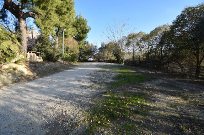 Casale Colonico Rustico in vendita a Ripatransone